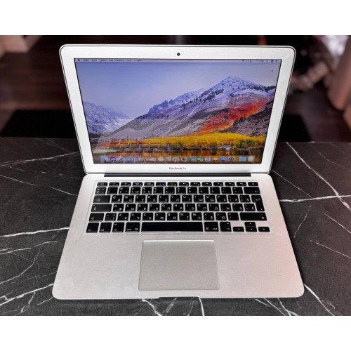 緊急値下げ!! MacBook Air 13-inch Early 2015